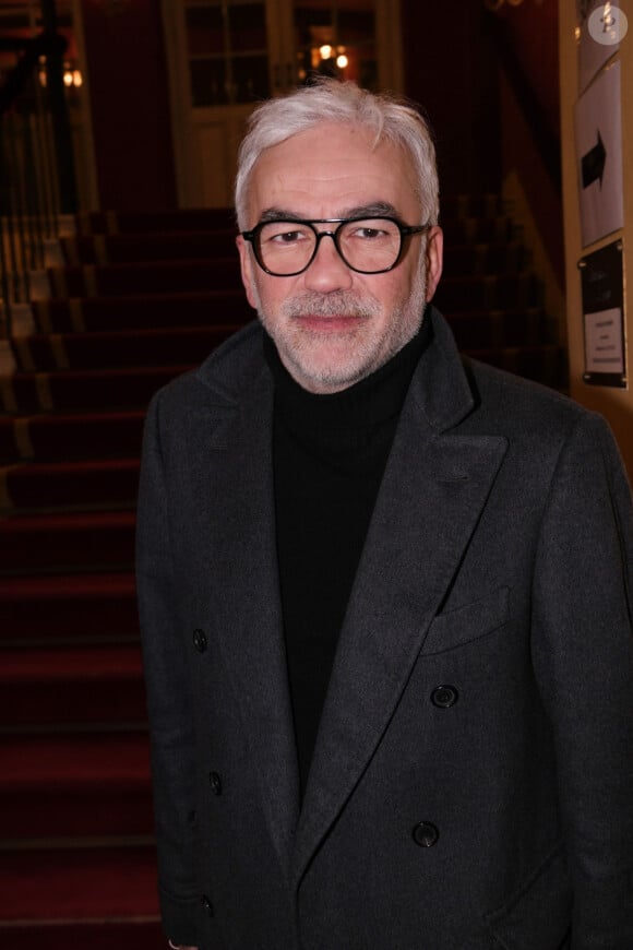 Exclusif - Pascal Praud lors de la première de la pièce de théâtre "L'avare" au Théâtre des Variétés à Paris le 15 janvier 2022 © Rachid Bellak / Bestimage 