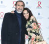 Leur choix de quitter la France pour le 7e pays le plus pacifique expliqué
Eric Cantona et sa femme Rachida Brakni lors du photocall de la 18ème édition du "Dîner de la mode du Sidaction" au Pavillon Cambon Capucines - Potel et Chabot à Paris, France, le 23 janvier 2020. © Olivier Borde/Bestimage