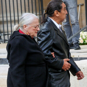 Josiane Balasko et son mari George Aguilar - Obsèques de Michel Blanc en l'église Saint-Eustache à Paris, le 10 octobre 2024. © Moreau / Jacovides / Bestimage 