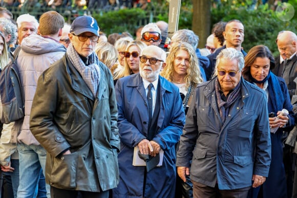 Thierry Lhermitte, Gérard Jugnot, Christian Clavier - Sortie des Obsèques de Michel Blanc en l'église Saint-Eustache à Paris, le 10 octobre 2024. © Moreau / Jacovides / Bestimage