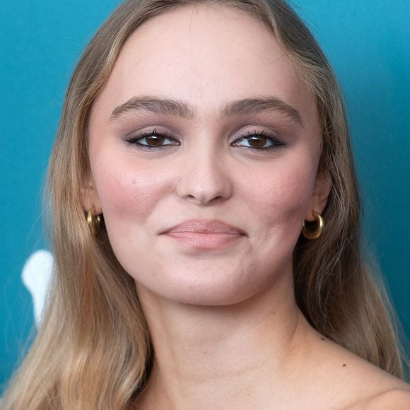 Lily-Rose Depp présente au Photocall de The King dans le cadre de la 76e Mostra de Venise le 02 septembre 2019.