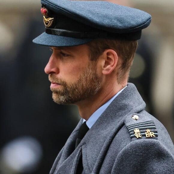 Deux individus cagoulés ont récemment réussi à s'introduire dans leur propriété
Le prince William prince de Galles honore les disparus des deux guerres mondiales lors de la cérémonie Remembrance Sunday ( Dimanche du souvenir ) au Cénotaphe à Londres.