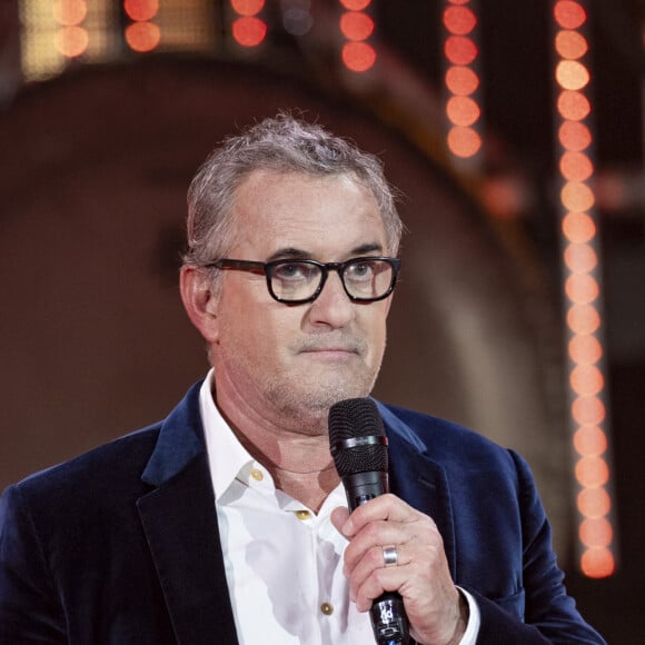 Exclusif - Christophe Dechavanne lors de l'enregistrement de la soirée "Les 30 ans du sidaction - la soirée événement" au Grand Rex à Paris diffusée le 23 mars 2024 sur France 2 © Cyril Moreau / Coadic Guirec / Bestimage 