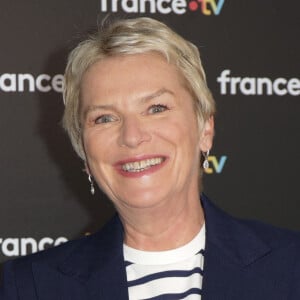 Élise Lucet au photocall de la conférence de presse de rentrée de France Télévisions à Paris, France, le 4 septembre 2024. © Coadic Guirec/Bestimage