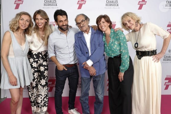 Amélie ETASSE, Ophélie MEUNIER, Dominique TENZA, Gérard HERNANDEZ, Nathalie RENOUX et Fanny COTTENCON - Soirée Summer Party de Télé 7 Jours au Restaurant Monsieur Bleu, à Paris. Le 12 Juin 2023. © Christophe Aubert via Bestimage