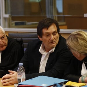 Pierre Palmade au tribunal de Melun avec ses avocats Me Alain Barsikian et Me Céline Lasek pour son procès pour blessures involontaires à la suite d'un accident de la route en février 2023 dans lequel sa voiture a percuté un autre véhicule à Melun. Le 20 novembre 2024. © Christophe Clovis / Bestimage 