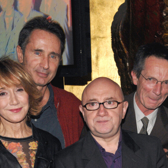 Les acteurs de 'Les Bronzes 3' Thierry Lhermitte, Michel Blanc, Marie-Anne Chazel et le réalisateur Patrice Leconte posent ensemble alors qu'ils assistent à la 14ème édition annuelle des 'Trophees Le Film Francais', au Mandala Ray club à Paris, France, le 6 février 2007. Photo par Nicolas Khayat/ABACAPRESS.COM