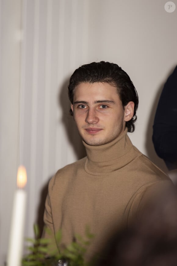 Exclusif - Noé Elmaleh - Dîner de Noël au siège de la maison Sandro à Paris le 10 décembre 2019. © Jack Tribeca/Bestimage 