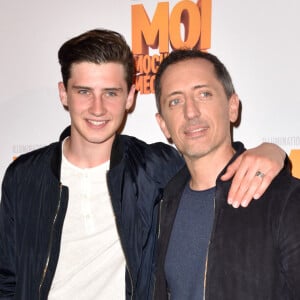 Gad Elmaleh est grand-père d'une petite Ély, fille de son aîné Noé Elmaleh et de sa compagne Johanna Marques...
Noe Elmaleh, Gad Elmaleh lors de la premiere de Moi, Moche Et Mechant 3 a Paris, France. Photo Alban Wyters/ABACAPRESS.COM