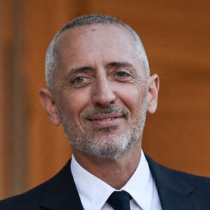 L'humoriste et acteur maroco-canadien Gad Elmaleh arrive pour un dîner lors du XIXème Sommet de la Francophonie au Palais de l'Élysée à Paris, le 4 octobre 2024. Photo par Firas Abdullah/ABACAPRESS.COM