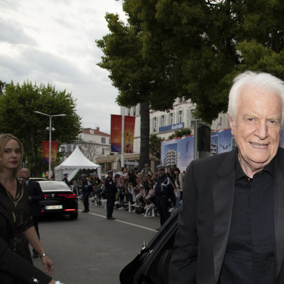 André Dussollier - Arrivées à la montée des marches du film "The Dead Don't Die" lors de la cérémonie d'ouverture du 72ème Festival International du film de Cannes le 14 mai 2019. 