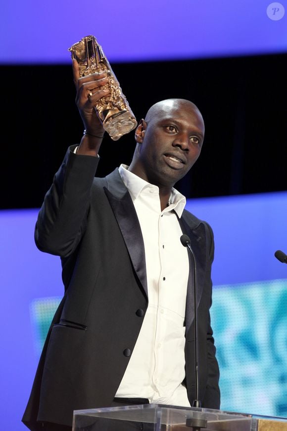 Son rôle de Driss lui avait permis de décrocher le César du Milleur acteur en 2012
Omar Sy, César du Meilleur acteur pour "Intouchables", 37e cérémonie des César le 24 février 2012 au Théâtre du Châtelet à Paris.