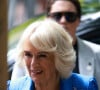 La guérison devrait être rapide mais le fait que Camilla Parker Bowles ait été une grande fumeuse n'aide pas…
Camilla Parker Bowles, reine consort d'Angleterre, visite le Refettorio OzHarvest à Sydney, le 22 octobre 2024. C'est le fruit d'une collaboration à impact social entre les principales organisations de sauvetage alimentaire OzHarvest (fondée en Australie) et Food for Soul (fondée en Italie). En tant que marraine d'UKHarvest, la Reine marquera le 20e anniversaire d'OzHarvest et entendra son fondateur et ses bénévoles parler de l'histoire et du succès du concept Refettorio.