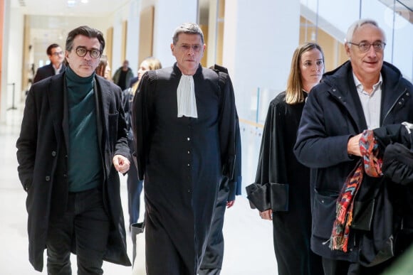 Le chef cuisinier Yannick Alléno arrive au tribunal - Mort d'Antoine Alléno (fils du chef cuisinier Yannick Alléno) en 2022 : Le chauffard (Francky D.) reconnu coupable d'homicide involontaire et condamné à 7 ans de prison assorties d'un mandat de dépôt différé, au tribunal correctionnel de Paris, France, le 28 novembre 2024. Franky D., 27 ans, était accusé d'avoir percuté Antoine Alléno, en mai 2022 à Paris. Sans permis, il était ivre au volant d'une puissante Audi volée. Il a été condamné pour homicide involontaire. © Christophe Clovis/Bestimage 