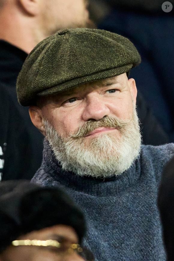 Philippe Etchebest - Célébrités assistent au match de Ligue des champions entre le PSG et l'Atlético de Madrid au Parc des Princes à Paris le 6 novembre 2024. © Cyril Moreau/Bestimage