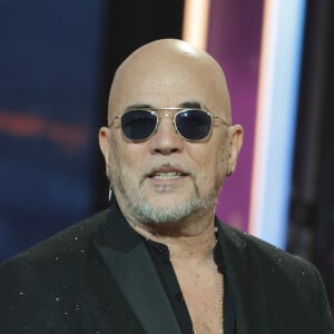 Pascal Obispo - Les célébrités se mobilisent pour la 38ème édition du Téléthon dans les studios de France 2 à Paris, le 29 novembre 2024. © Coadic Guirec / Bestimage