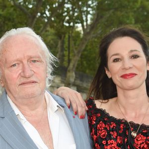 Niels Arestrup avec sa femme Isabelle Le Nouvel - Soirée du 90ème anniversaire de Line Renaud sur le Bateau Potel et Chabot "Pavillon Seine" à Paris le 2 juillet 2018. © Coadic Guirec/Bestimage