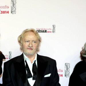 Niels Arestrup ( César acteur dans un second rôle dans le film " Quai d' Orsay " ) et sa femme Isabelle, Françoise Fabian - Arrivées Exterieur - 39ème cérémonie des Cesar au théâtre du Châtelet à Paris Le 28 Février 2014 