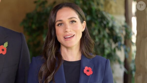 Les parents d'Archie et Lilibet n'ont pas reçu d'invitation et fêteront Noël en Californie. 
Le prince Harry, duc de Sussex et Meghan Markle, duchesse de Sussex dans un message vidéo à la Conférence ministérielle mondiale inaugurale sur la violence contre les enfants en Colombie