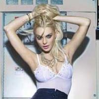 Lindsay Lohan : Au bout du rouleau, elle tente... un dernier come-back sexy !
