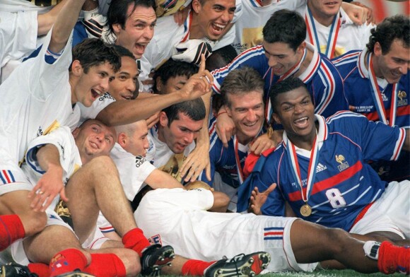 Zinedine Zidane et ses potes de France 98 rechausseront les crampons le 8 août 2010, au stade de la Beaujoire, à Nantes, en faveur des sinistrés de l'ouragan Xynthia.