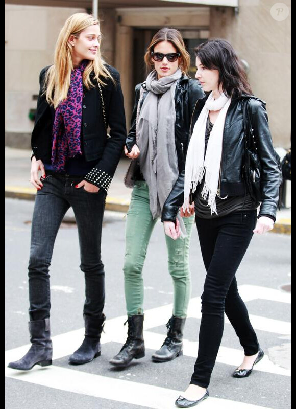 Alessandra Ambrosio et Ana Beatriz Barros à New York. 09/04/2010