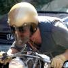 Brad Pitt a cassé sa moto, à Beverly Hills, le 24 octobre 2009 !