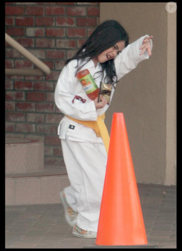 Les enfants de Michael Jackson à leur traditionnelle leçon de karaté à Los Angeles le 14 avril 2010 : sur la photo, Blanket