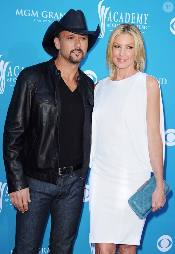 Tim McGraw et Faith Hill à la cérémonie des Academy of Country Music Awards, à Las Vegas le 18 avril 2010 !