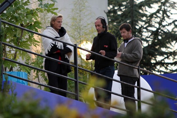 Arnaud Lemaire en compagnie de Philippe Lelièvre sur le tournage de l'émission L'Amour est aveugle, qu'il anime chaque vendredi soir à 22h15 sur TF1. 