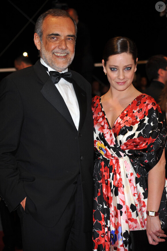 Alberto Barbera et Giovanna Mezzogiorno sur le tapis rouge du festival de Cannes le 20 mai 2010