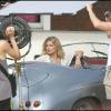 Kate Moss tourne une publicité à Saint-Barthélémy. Elle est au volant d'une Porsche vintage. Mai 2010