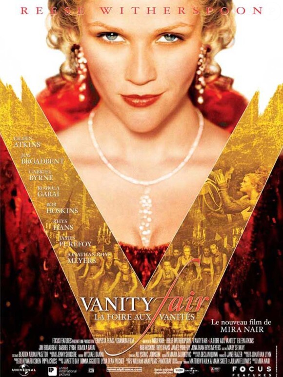 Reese Witherspoon dans Vanity Fair (2003) de Mira Nair. Robert Pattinson y fait ses débuts en tant que fils de Reese.