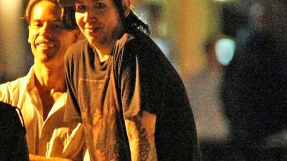 Marilyn Manson : Incroyable ! Avec sa petite amie Evan Rachel Wood, il sourit comme jamais... mais il est bien gros !