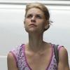 La ravissante Claire Danes se promène bien seule, à New York, le 8 juin 2010.
