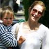 Kelly Rutherford et son fils Hermes profitent du doux soleil de Los Angeles. Le 12 juin 2010