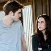 Robert Pattinson et Kristen Stewart dans Twilight Hésitation.
