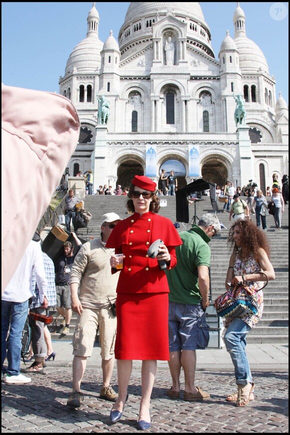 Valérie Lemercier sur le tournage de la comédie américaine Monte Carlo, à Paris, le 23 juin 2010.