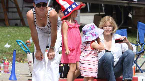 Jennifer Garner et ses deux filles craquantes : l'adorable Violet semble bien déçue !