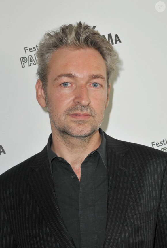 Eric Reinhardt lors de la remise de prix du festival Paris Cinéma le 12 juillet 2010