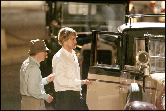 Owen Wilson sur le tournage de Minuit à Paris, de Woody Allen, à Paris, le 12 juillet 2010.