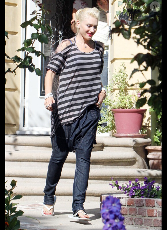 En vraie fashionista Gwen Stefani se fait copier par la jeune starlette Miley Cyrus