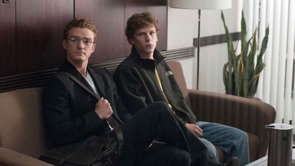 Regardez Justin Timberlake et Jesse Eisenberg nous évoquer Facebook et le dernier Fincher !