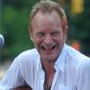 Sting adore les blagues d'Emma d'Uzzo