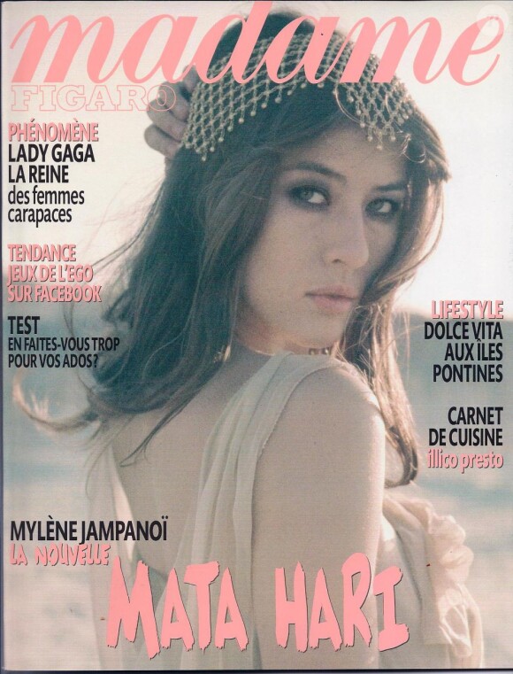 Mylène Jampanoï en couverture de Madame Figaro