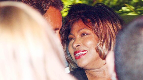 Tina Turner en pleine fête avec les meilleurs footeux, en compagnie de Flavio Briatore et sa superbe épouse !