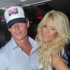 Victoria Silvstedt et son frère Daniel au VIP Room, à Saint-Tropez, le 8 août 2010