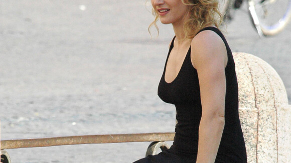 Pas encore divorcée, Kate Winslet officialise avec son nouvel homme... un très beau mannequin !
