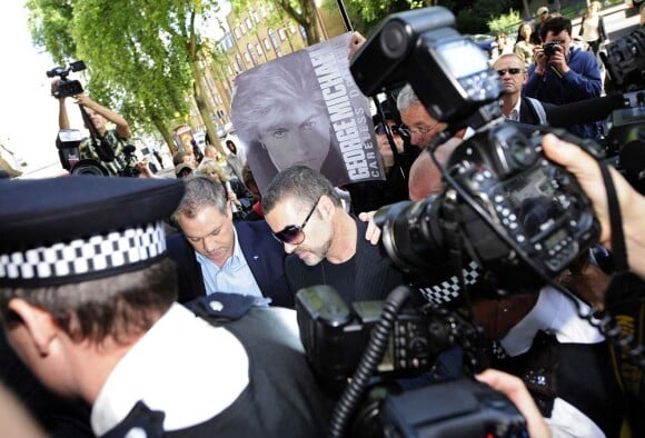 George Michael se présente au tribunal de Highbury Corner à Londres, le 24 août 2010