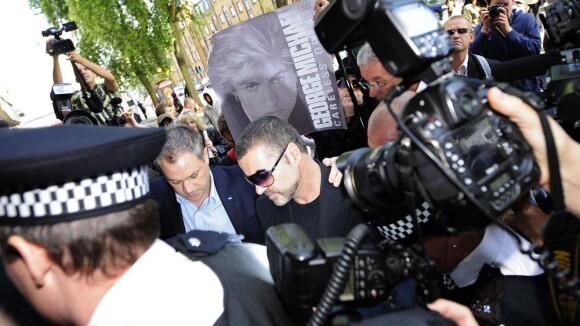 George Michael : Le chanteur vient de plaider coupable et risque gros !